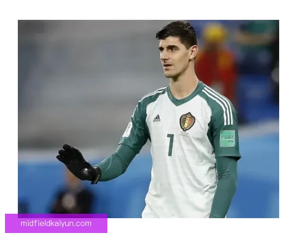 马尔基尼奥斯空中对抗表现稳健，持续提升球队防线稳定性